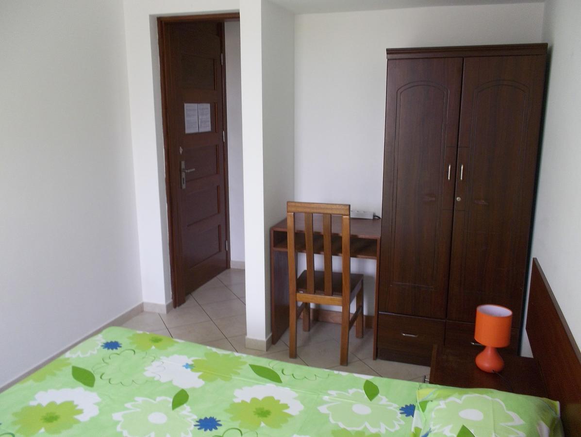 Basic Hotel Mindelo Bagian luar foto