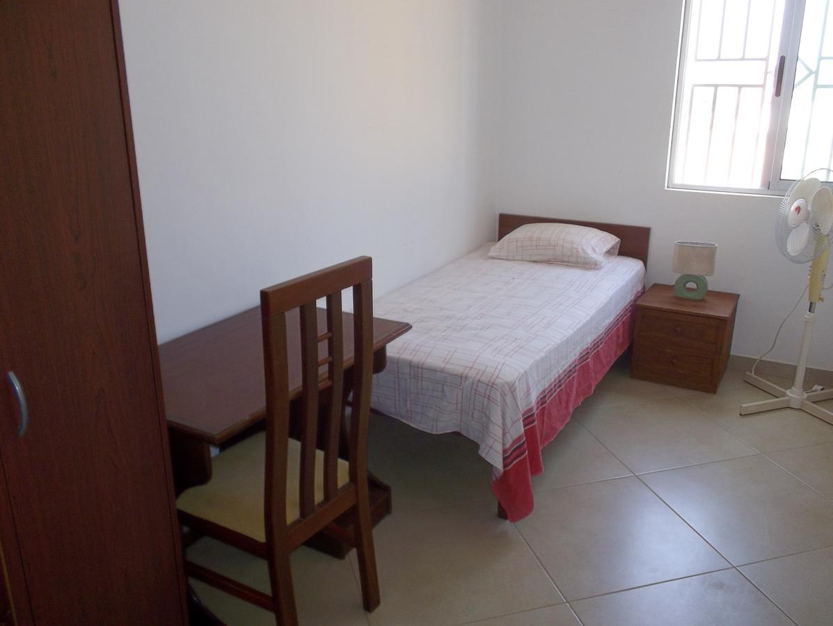 Basic Hotel Mindelo Bagian luar foto